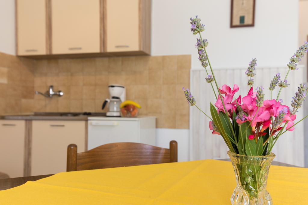 Apartment Milka Krk Town Εξωτερικό φωτογραφία